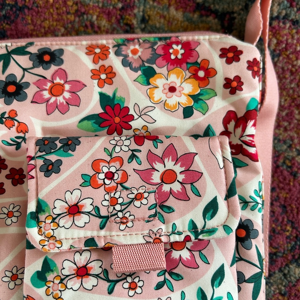 Vera Bradley | Women’s Pink/White/Red Floral Single Adjustable Strap Tote Bag OS - Picture 7 of 13